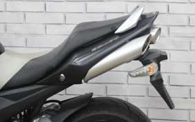 SUZUKI GSR600 2006 B9111