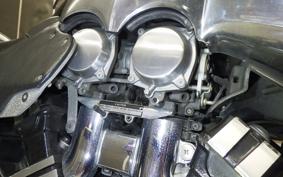 YAMAHA VMAX 2001