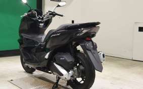 HONDA PCX 125 2005 JK05