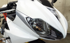 TRIUMPH DAYTONA 675 R 2014 TTA14F