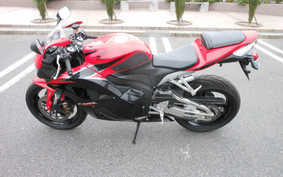 HONDA CBR600RR ABS 2010 PC40
