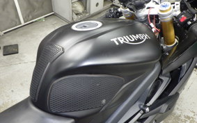 TRIUMPH DAYTONA 675 R 2016