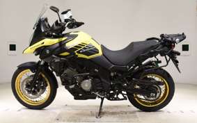 SUZUKI DL650 ( V-Strom 650 ) XTA 2021 C733A