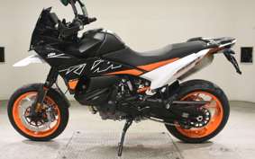 KTM 890 SMT
