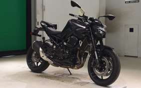 KAWASAKI Z900 2025 ZR900S
