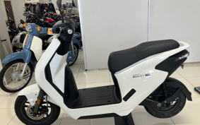 HONDA EM1 e: EF16