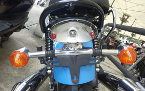 TRIUMPH BONNEVILLE T100 2015