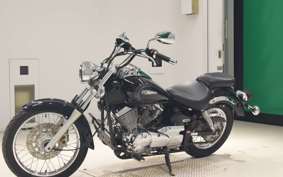 YAMAHA DRAGSTAR 250 VG02J