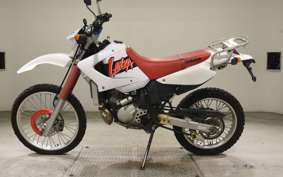YAMAHA LANZA 2023 4TP
