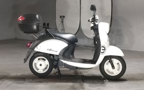 YAMAHA E-VINO SY11J