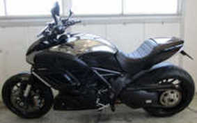 DUCATI DIAVEL Chrome 2012 G100A