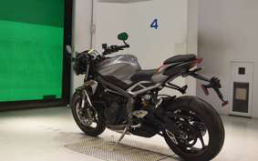TRIUMPH STREET TRIPLE RS 2021
