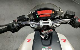 DUCATI MONSTAR 696 PLUS 2019 M500AA