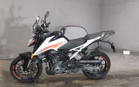 KTM 390 DUKE 2023 JPJ40