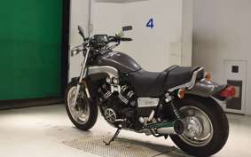 YAMAHA VMAX 2001