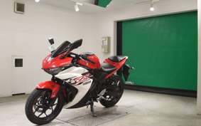 YAMAHA YZF-R25 A 2025 RG10J