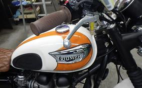 TRIUMPH BONNEVILLE T100 2005