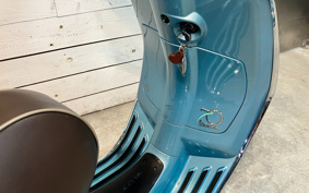 VESPA PRIMA BEIGE RA125