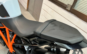 KTM 1290 SUPER DUKE R 2020 V3940