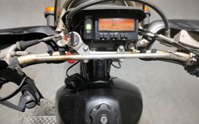 SUZUKI DJEBEL250XC SJ45A