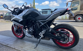 SUZUKI GSX-8R 2024 EM1AA