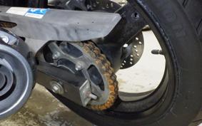 SUZUKI GSR250 2004