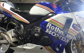 HONDA CBR600RR 2003 PC37