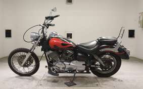 YAMAHA DRAGSTAR 250 VG02J