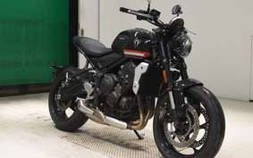 TRIUMPH TRIDENT 660 2021