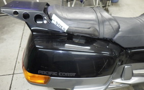 HONDA PC800 PACIFIC COAST 1993 RC34