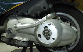 VESPA LX125