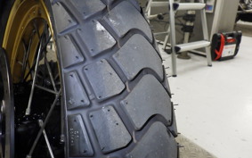 SUZUKI DL650 ( V-Strom 650 ) XTA 2022 C733M