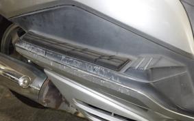 SUZUKI SKYWAVE 250 (Burgman 250)