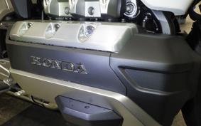 HONDA GL 1800 GOLD WING TOUR DCT 2026 SC79