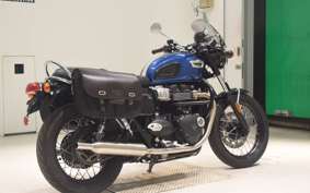 TRIUMPH BONNEVILLE T100 2023