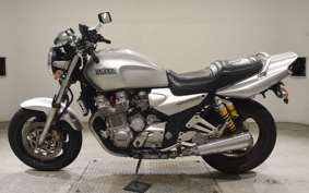 YAMAHA XJR1300 1998 RP01J