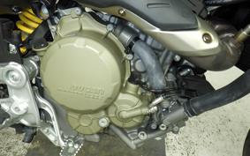 DUCATI HYPERMOTARD 698 2024