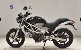 HONDA VTR 250 Gen. 2 2001 MC33