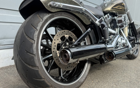 HARLEY FXSB BREAKOUT 2016 BFV