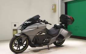 HONDA NM4 VULTUS -02 2019 RC82