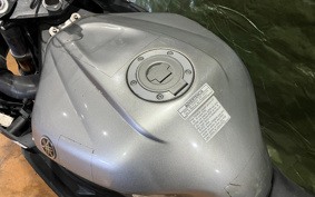YAMAHA YZF-R6 2004 RJ05
