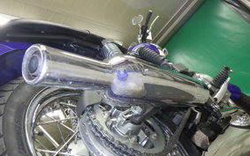 TRIUMPH BONNEVILLE 2004