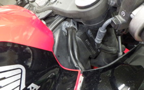 HONDA CBR600RR GEN 3 2009 PC40