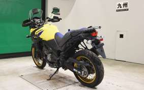 SUZUKI DL650 ( V-Strom 650 ) XTA 2024 C733M
