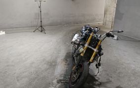 SUZUKI GSX-R1000 2005 BZ121
