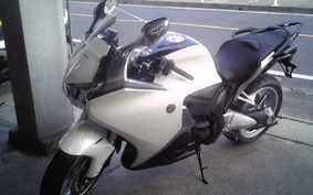HONDA VFR1200F DCT 2010 SC63