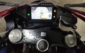 HONDA CBR1000RR R 2021 SC82
