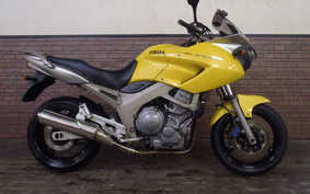 YAMAHA TDM900 2003 RN08