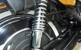 HARLEY XL1200V 2015