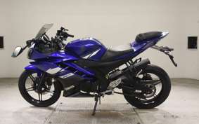 YAMAHA YZF-R15 2024